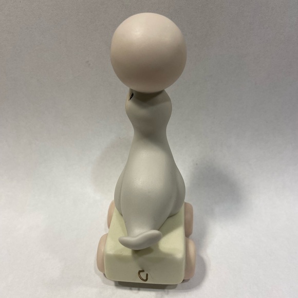 Precious Moments Birthday train 1985 God Bless You on Your Birthday. Seal ball. - Picture 2 of 6